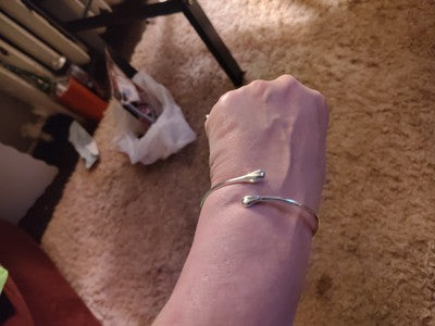 جيل تنظيف الاسنان السحري